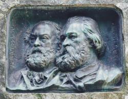 bas-relief-commemoratif-de-millet-et-de-rousseau-barbizon.jpg